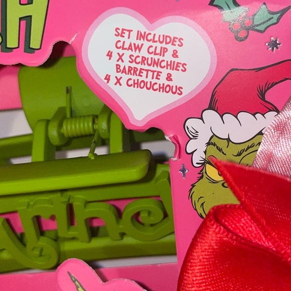 GRINCH Hair Claw Clip & Scrunchie Set 5 pieces Gift Set Hair Accessories NEW - Picture 7 of 10